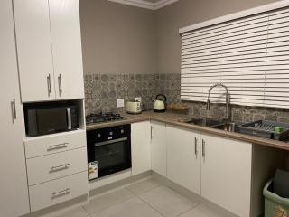 Searle Cottage - George - 2