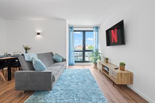 Nexstay LUX Wohnung mit Dachterrasse und Parkplatz - 9