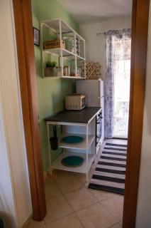Yellow House - 5