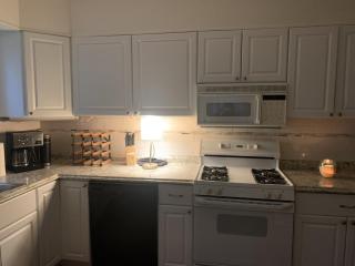 Roomy Beachfront Apartment, Deck, Game Room! apts - 2