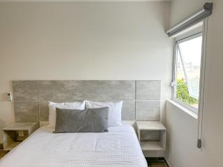 SR Hotel - Guadalajara - 4