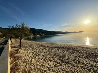 Studio terrasse vue mer - Le Lavandou - 2