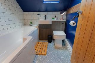 Stylish Home near Alton Towers Peak District Ashbourne Derbyshire - 2