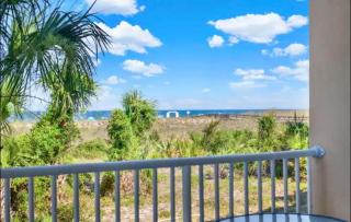 Beachfront Condo w Ocean Views and Pool - Tybee Island - 9