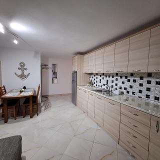 Beach Apartment - Golem - 5