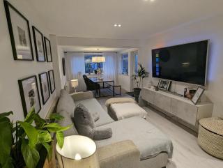 Home in Essex - Mile End - 0