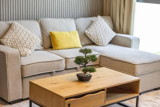 1BR Skyview Penthouse by Blue Cloud Holidays - Sharjah - 7