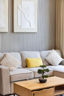 1BR Skyview Penthouse by Blue Cloud Holidays - Sharjah - 8