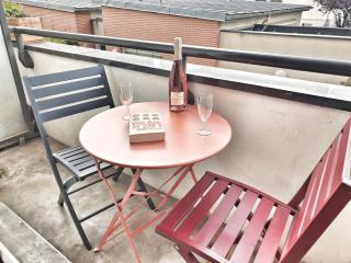 Spacieux et calme, style parisien, toutes commodités, idéal pour un séjour authentique - Saint-Denis - 8