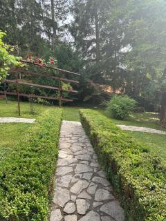 Villa Solis Sarajevo Private Pool Jacuzzi - Sarajevo - 2