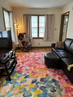 Cottage by the park - Ames - 3
