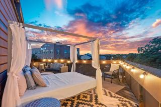 2BR Designer Condo on Trendy East 11th St, Downtown Austin - Austin - 3