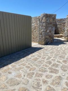 Citadel Natural Stone Villa - 7