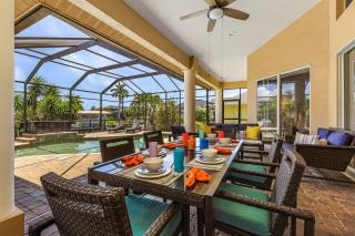 Ocean Drive SW Cape - waterfront private home locally owned & managed, fair & honest pricing - Cape Coral - 5