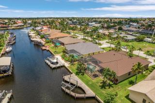 Ocean Drive SW Cape - waterfront private home locally owned & managed, fair & honest pricing - Cape Coral - 8