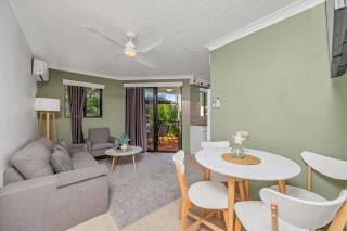 Premium 1 Bedroom Apartment - Gold Coast - 9