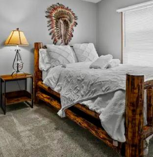 Let's Go ! Fisherman, Families, Pools One Minute From Your Door, Comfort, Location Perfect, Amenity-Rich, Pup Friendly, Discover An Exceptional Wyoming Stay, Thermopolis River Walk Home at Hot Springs State Park, 'Where Families and Fisherman Stay' - Thermopolis - 4