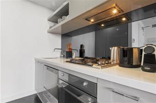 Modern 1-Bed Apartment Close to Attractions - Melbourne - 7