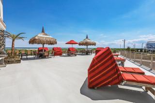 Waikiki Oceanfront Inn - Wildwood Crest - 2