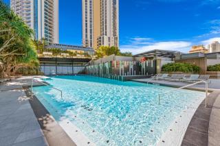 60FL Stunning 3 BRM Apartment with Amazing View! - 4