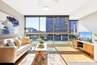 Elegant Inner-City 1-Bed with Rooftop Dining - Brisbane - 0