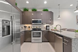 Priceless Peace at Serenity by Shine Villas, 081 townhouse - Orlando - 6