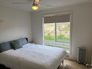 Ramblers Croft - WiFi Pet Friendly inside - Robe - 3
