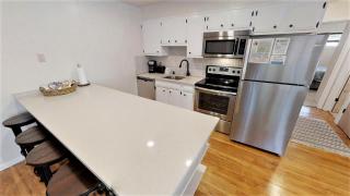 Ski View 01 Bella Vista - On Main Street - End Unit - WiFi - Cable - Fireplace - Trailer Parking In Back - Patio`s with Gas Gril - Red River - 3