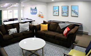 Ski View 03 - On Main Street - WiFi - Cable - Fireplace - Trailer Parking In Back - Patio with Gas Grill - Red River - 2