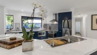 Private Luxury With Beach Views - Pearl Beach - 3