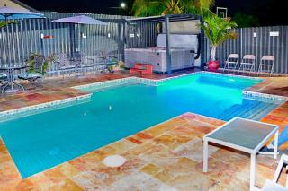 Luxury home 5 minutes from stadium - 5