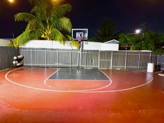 Luxury home 5 minutes from stadium - 3