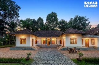CVM House with Lawn at Thiruvalla by StayVista - Alleppey - 0