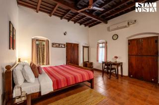 CVM House with Lawn at Thiruvalla by StayVista - 1