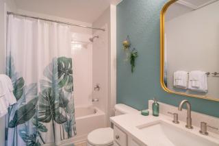 Chic Jungle Escape with Pool near Disney - 6