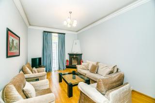 Azneft Garden Apartment - Baku - 9