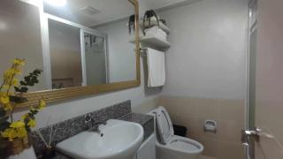 Comfy 2 Bedroom Condominium at Verdon Parc Ecoland - Davao - 6