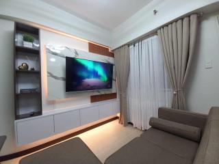 Comfy 2 Bedroom Condominium at Verdon Parc Ecoland - Davao - 0