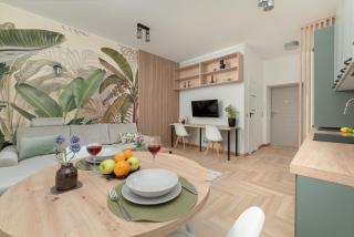 Beautiful Apartment for 2 NaFabrycznej by Noclegi Renters - Łódź - 3