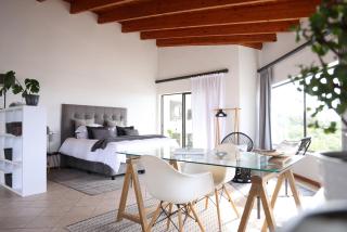 At Lowerpoint Loft Style Studio - Jeffreys Bay - 6