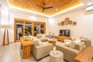 Luxurious 6 Br With Sea View, 5 Mins To Savaya - Uluwatu - 1