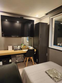 Seven Hotel - 7