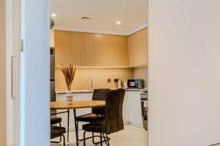New I Modern I 1BDR I 17 Icon Bay Tower 2 - 1