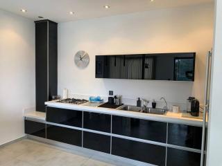 ON KING DAVID AREA c - 6