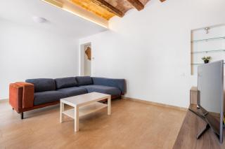 Gràcia Charm Sunlit Terrace, AC & Exposed Brick - 1