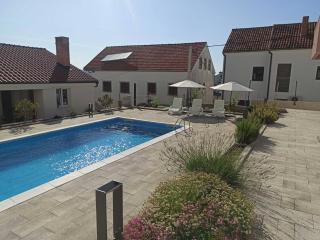 House Tre Venti with pool - Sveti Filip i Jakov - 0
