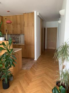 Premium Apartment - Metro & Parking - Warsaw - 3