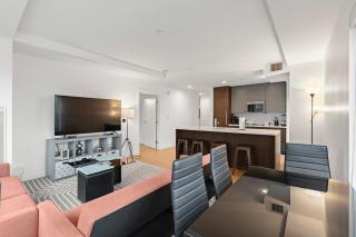 Boston Cozy Apartment - 8