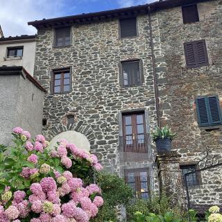 Casa Fucina in Corsagna, Borgo a Mozzano, Lucca - 9