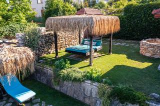 Villa Komitata-Pool and Jacuzzi - Baltschik - 4